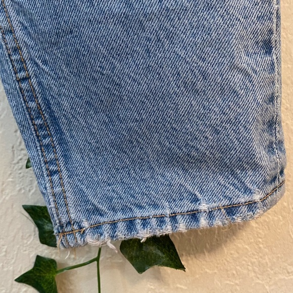 ZARA High Rise Mom Jeans - Picture 7 of 7